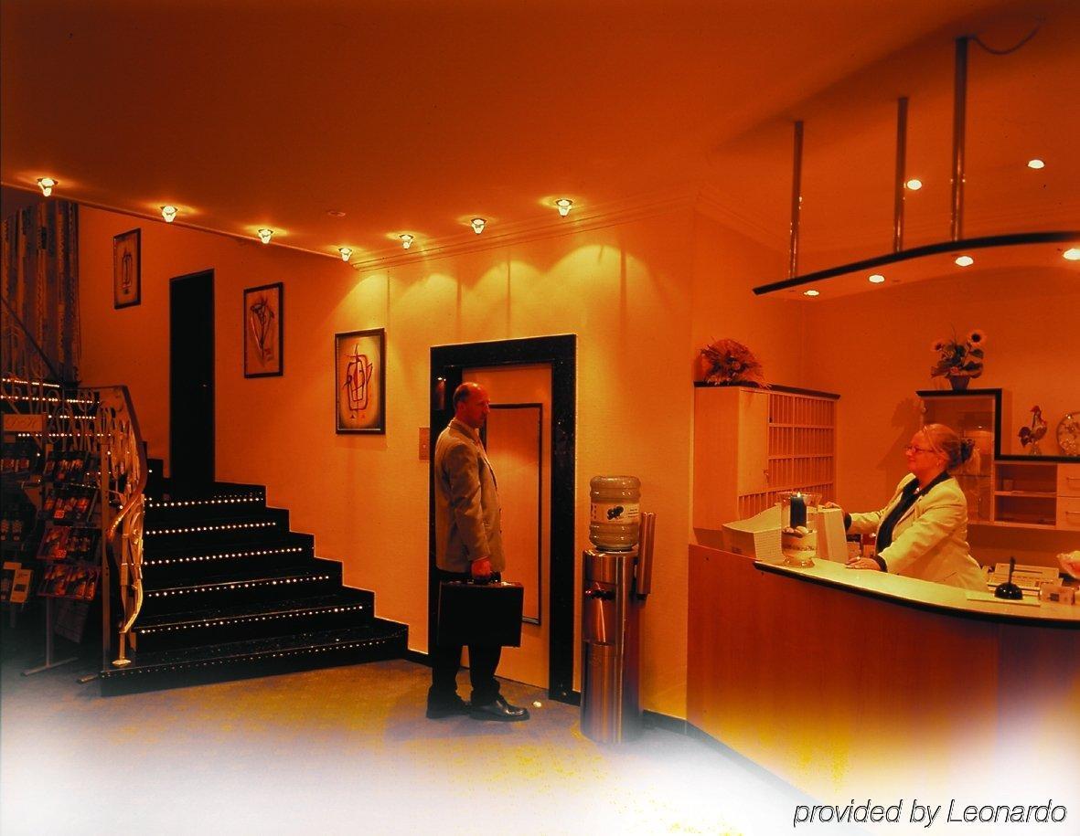 City Hotel By Celina Hagen  Beltér fotó